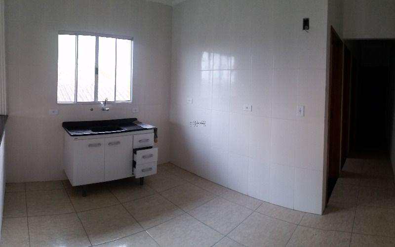 Casa à venda com 2 quartos, 50m² - Foto 2