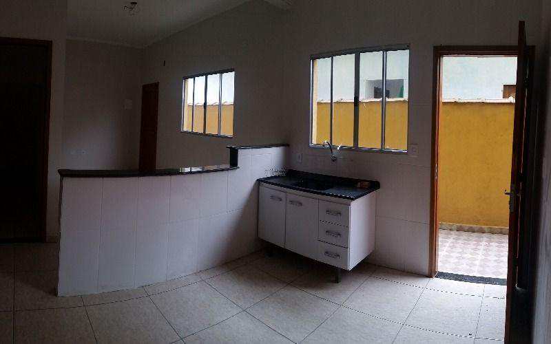 Casa à venda com 2 quartos, 50m² - Foto 6