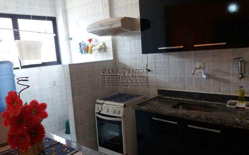 Apartamento à venda com 1 quarto, 45m² - Foto 11