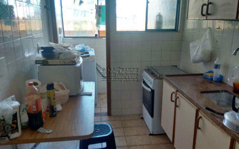 Apartamento à venda com 2 quartos, 100m² - Foto 8