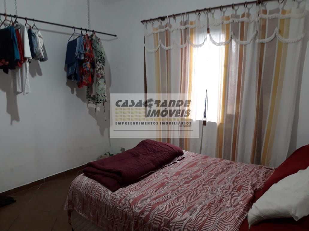 Casa à venda com 2 quartos, 110m² - Foto 10