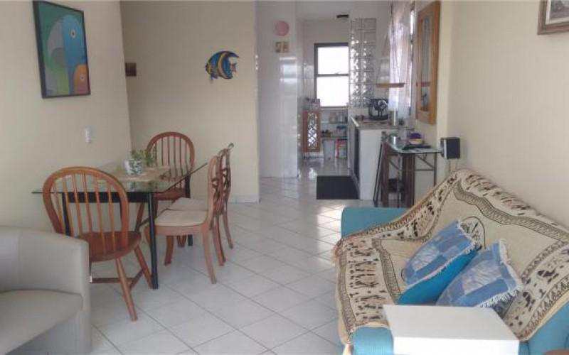 Apartamento à venda com 2 quartos, 71m² - Foto 2