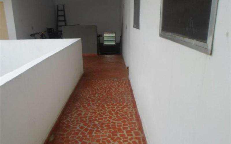 Apartamento à venda com 1 quarto, 40m² - Foto 13