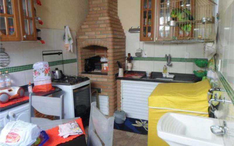 Casa à venda com 2 quartos, 80m² - Foto 8