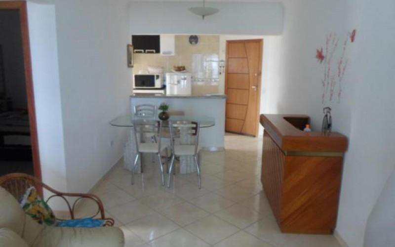 Apartamento à venda com 2 quartos, 70m² - Foto 12