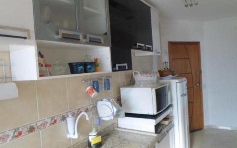 Apartamento à venda com 2 quartos, 70m² - Foto 29