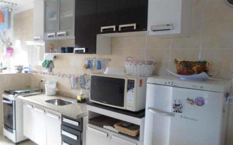 Apartamento à venda com 2 quartos, 70m² - Foto 28