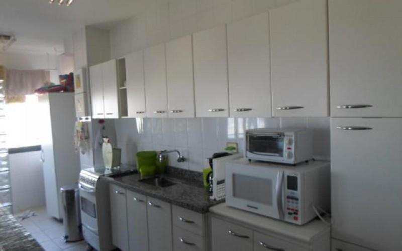 Apartamento à venda com 3 quartos, 90m² - Foto 32