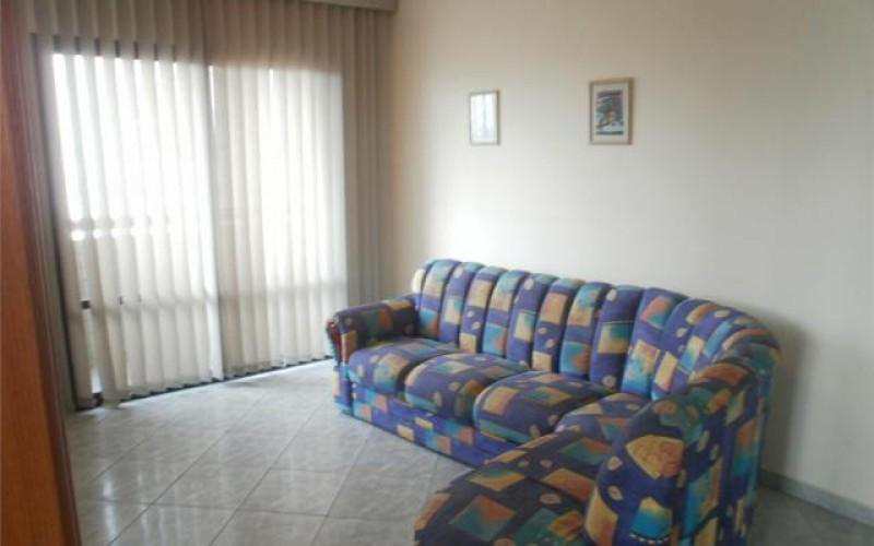 Apartamento à venda com 1 quarto, 45m² - Foto 11