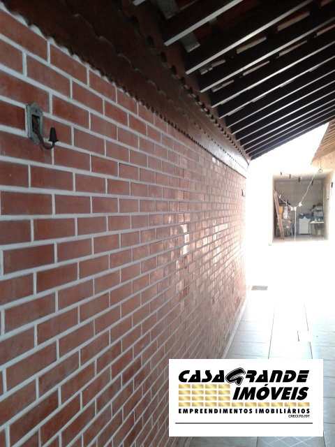 Casa à venda com 2 quartos, 90m² - Foto 5