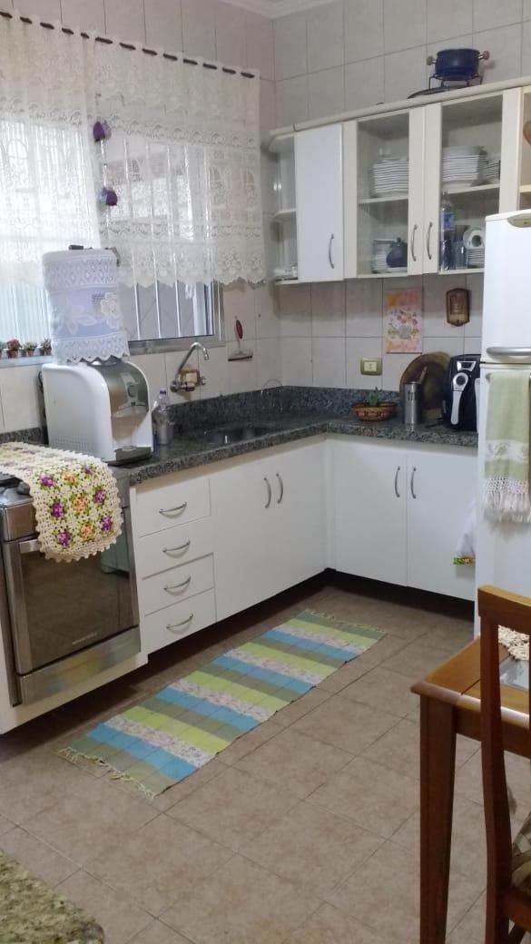 Casa à venda com 4 quartos, 82m² - Foto 13