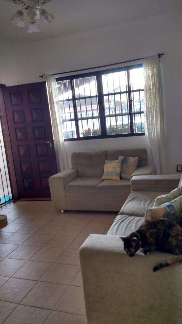 Casa à venda com 4 quartos, 82m² - Foto 3