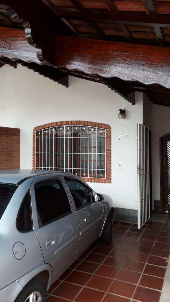 Casa à venda com 2 quartos, 120m² - Foto 2