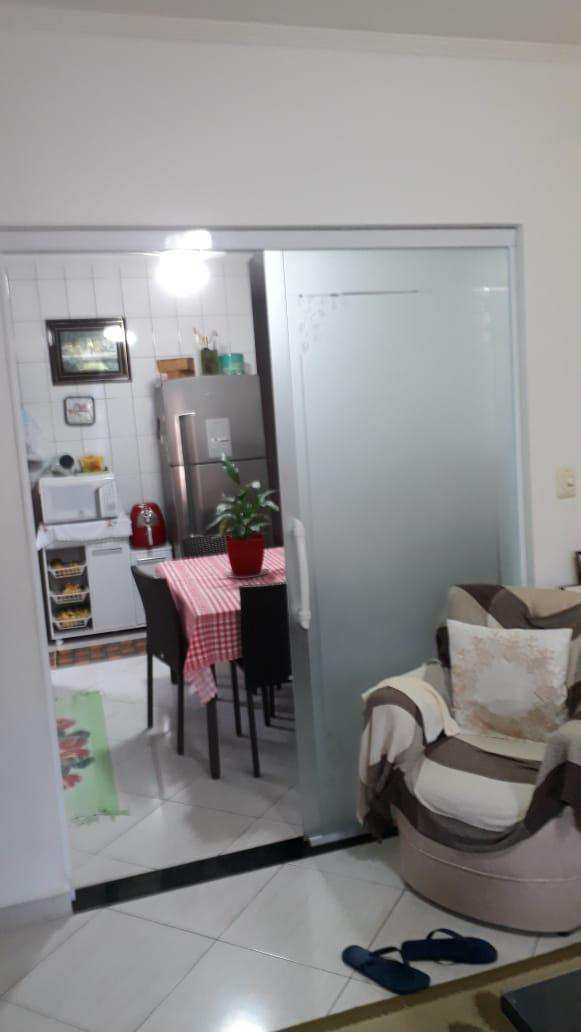 Casa à venda com 2 quartos, 75m² - Foto 14