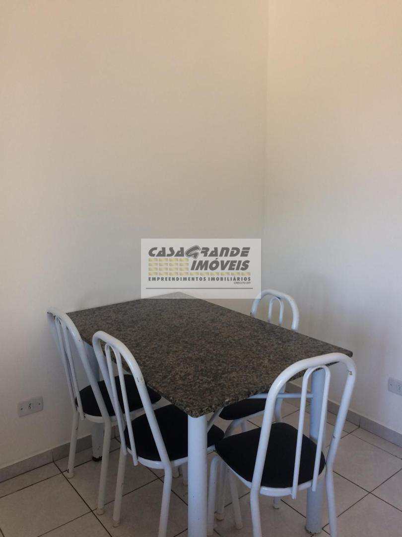 Apartamento à venda com 2 quartos, 77m² - Foto 17