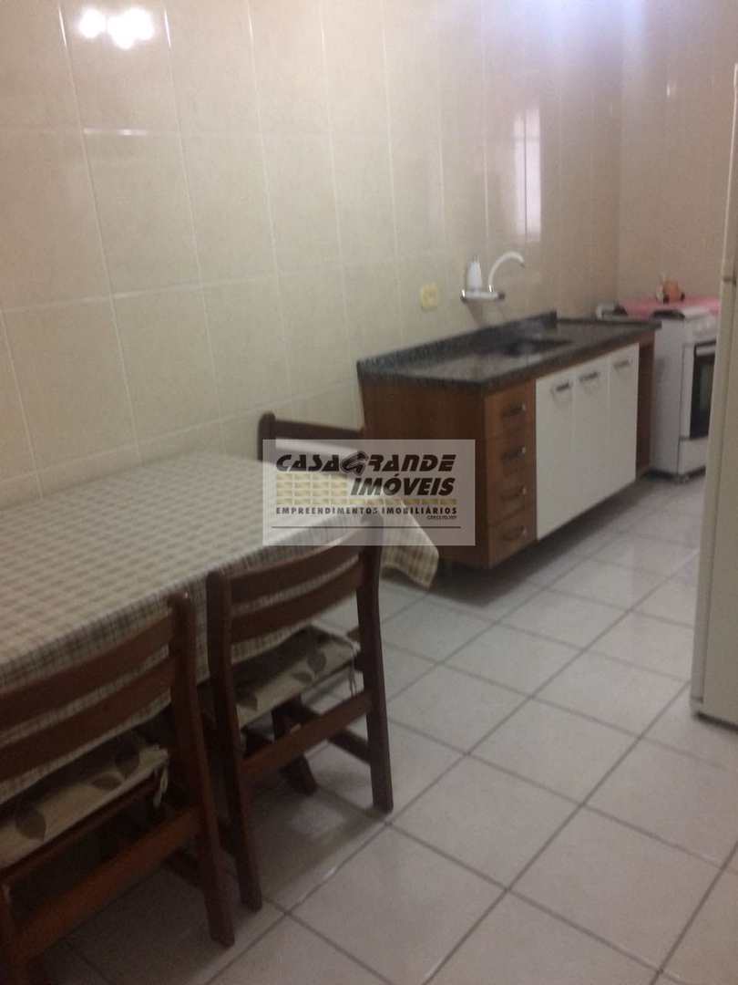 Apartamento à venda com 2 quartos, 68m² - Foto 11