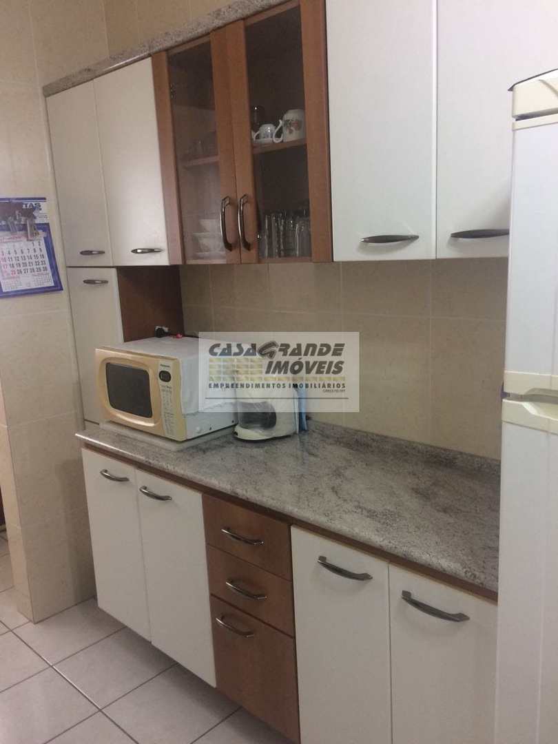 Apartamento à venda com 2 quartos, 68m² - Foto 19