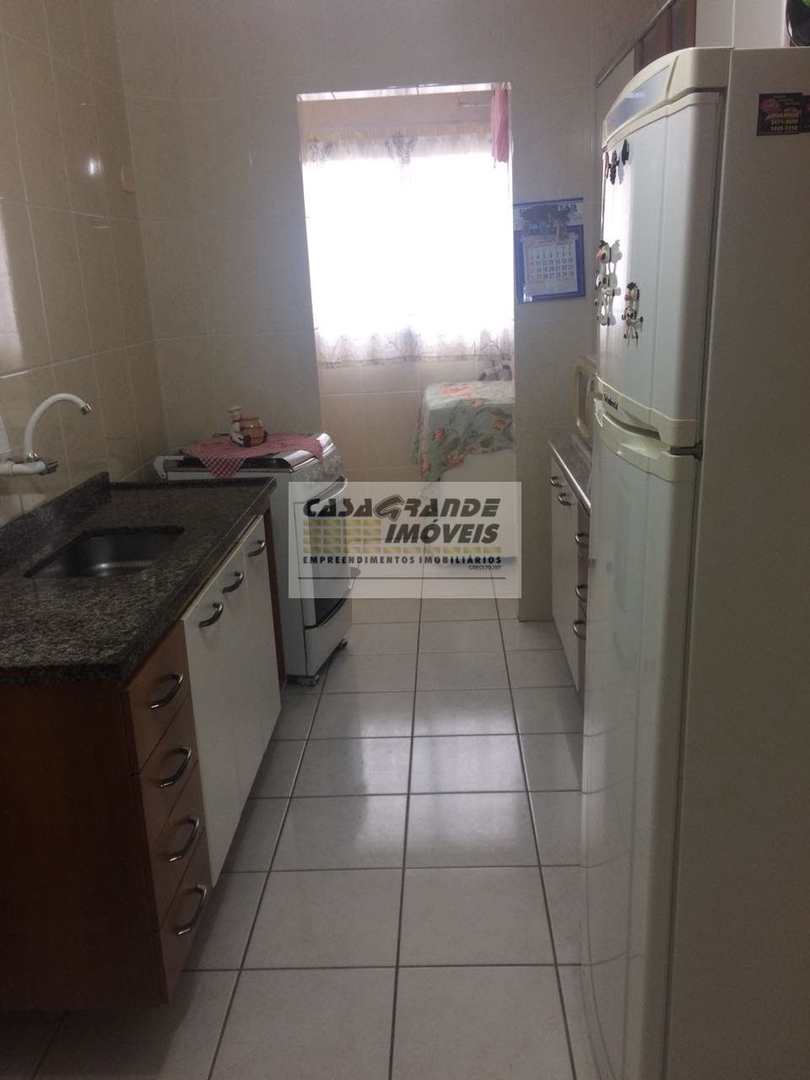 Apartamento à venda com 2 quartos, 68m² - Foto 22