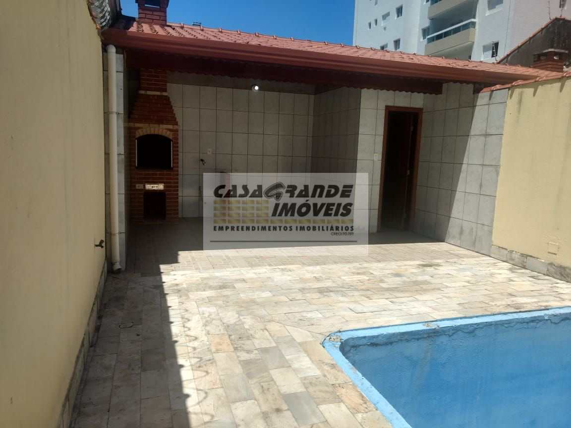 Casa à venda com 3 quartos, 196m² - Foto 4