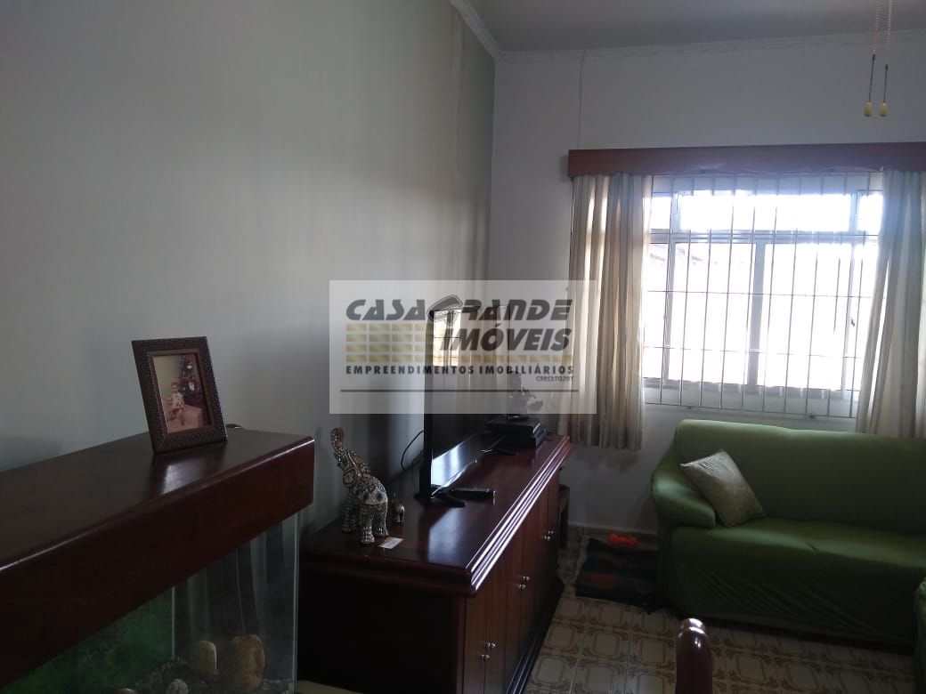 Casa à venda com 3 quartos, 180m² - Foto 18