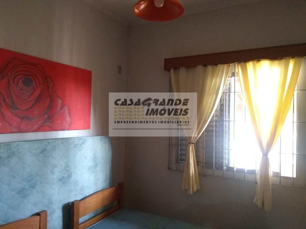 Casa à venda com 3 quartos, 180m² - Foto 20