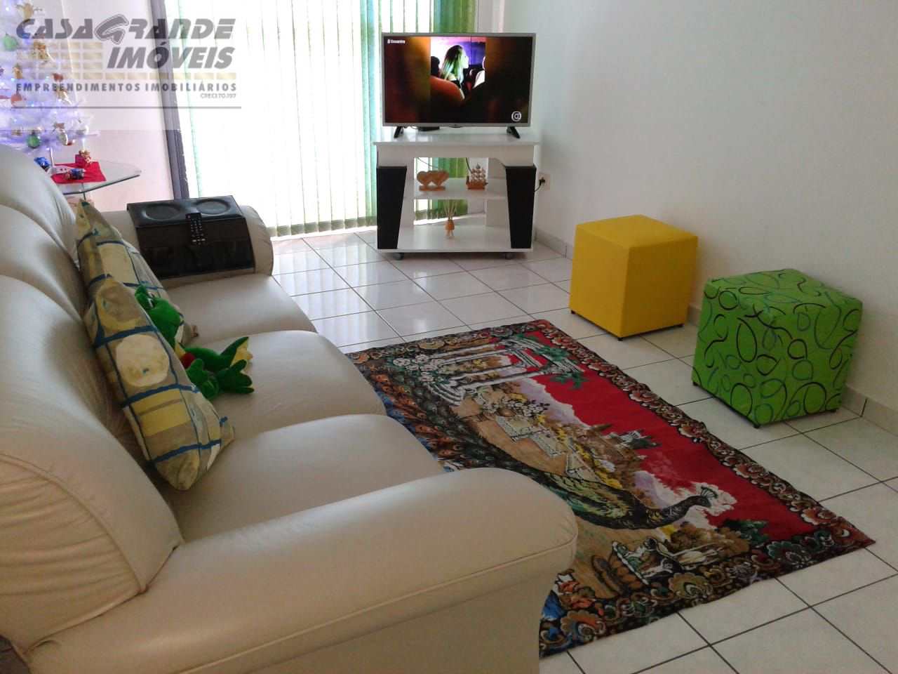 Apartamento à venda com 1 quarto, 55m² - Foto 2