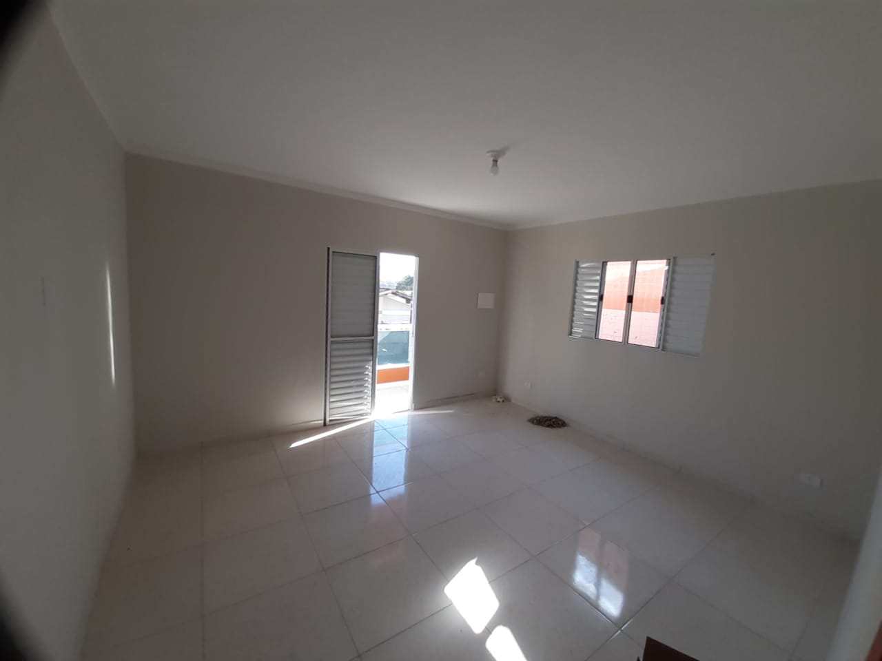 Sobrado à venda com 3 quartos, 90m² - Foto 2