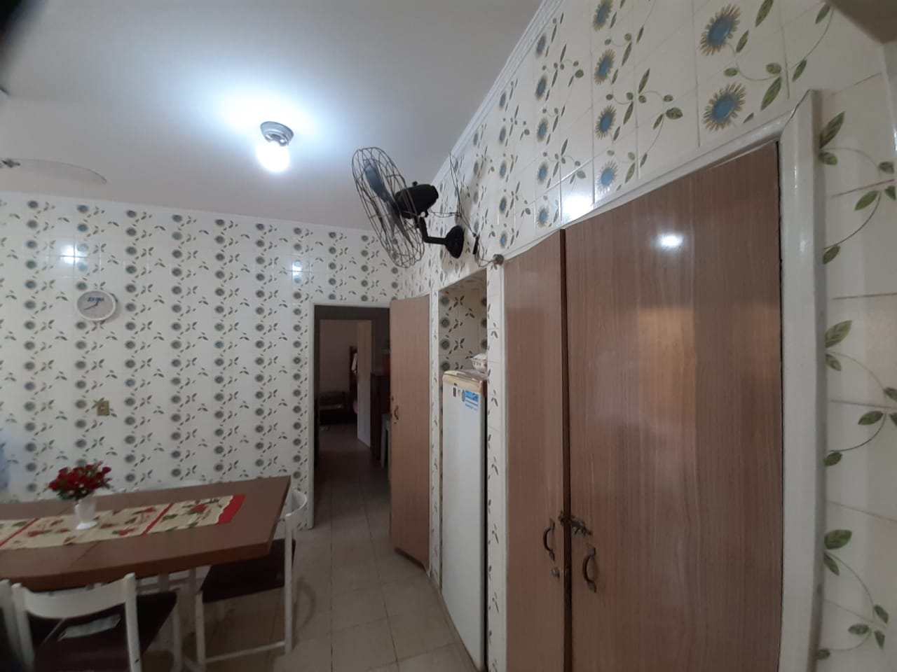 Casa à venda com 2 quartos, 270m² - Foto 9