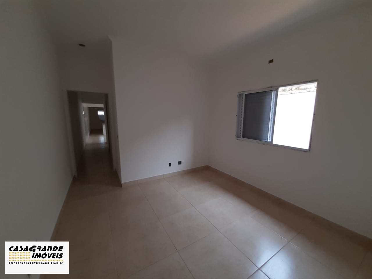 Casa à venda com 2 quartos, 100m² - Foto 4