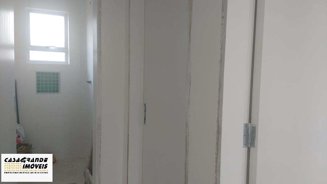 Sobrado à venda com 2 quartos, 57m² - Foto 12