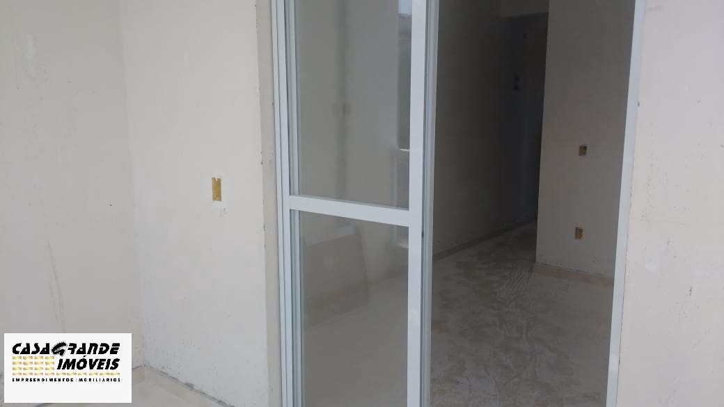 Sobrado à venda com 2 quartos, 57m² - Foto 6