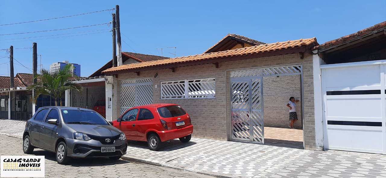 Casa à venda com 2 quartos, 266m² - Foto 1