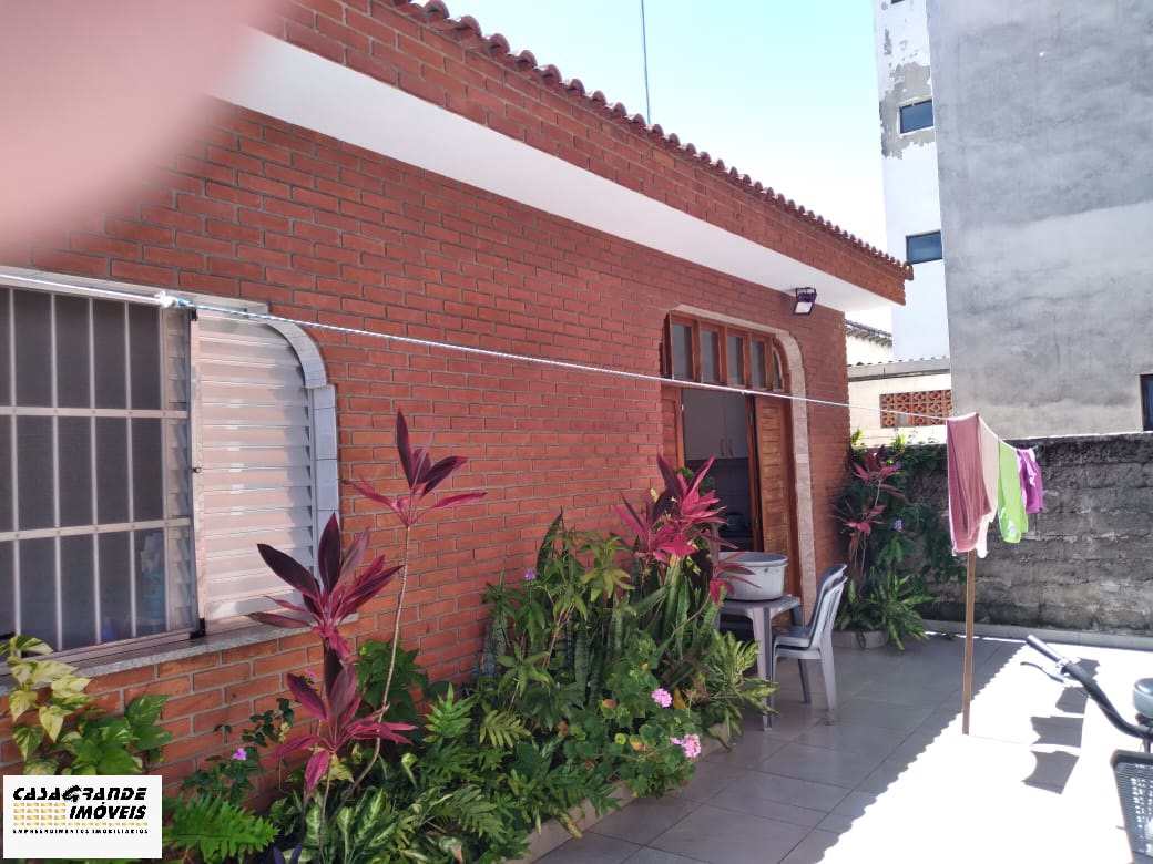 Sobrado à venda com 4 quartos, 273m² - Foto 4