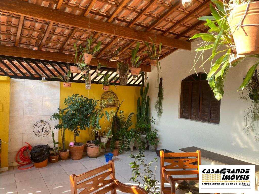 Casa à venda com 3 quartos, 125m² - Foto 3