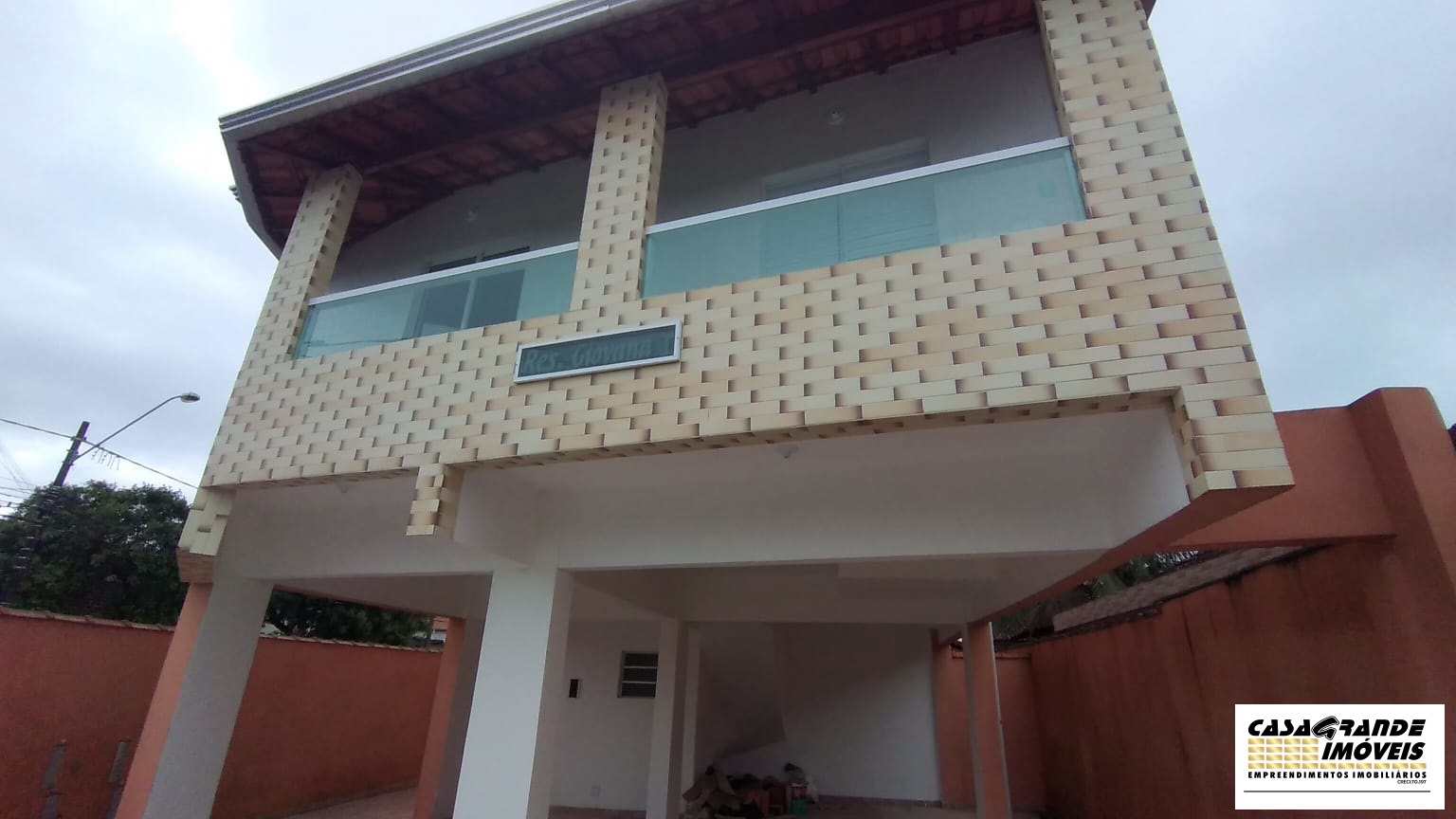 Casa à venda com 2 quartos, 54m² - Foto 2