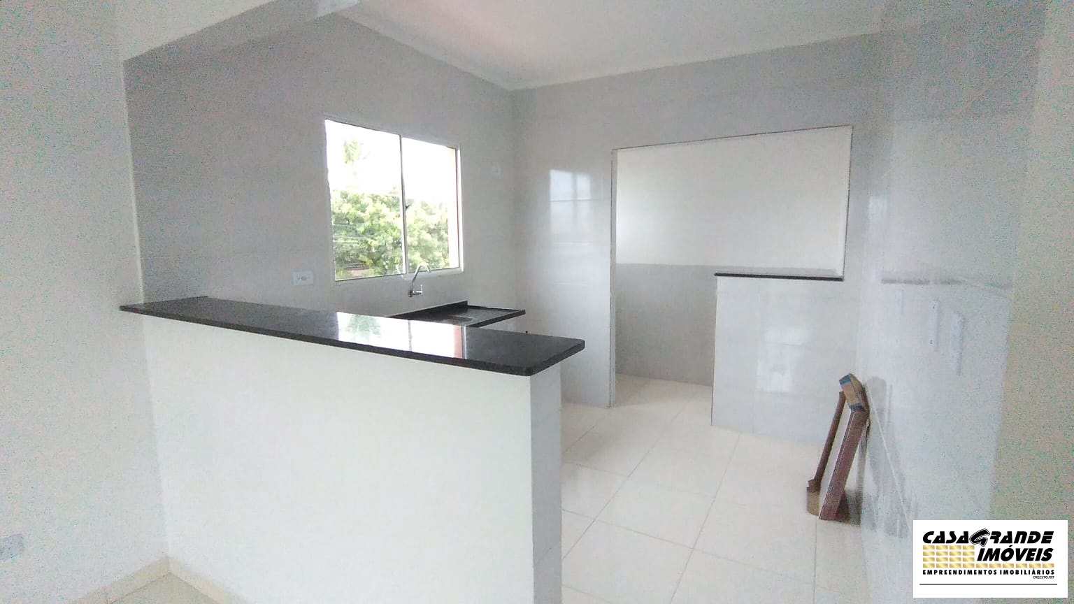 Casa à venda com 2 quartos, 54m² - Foto 22