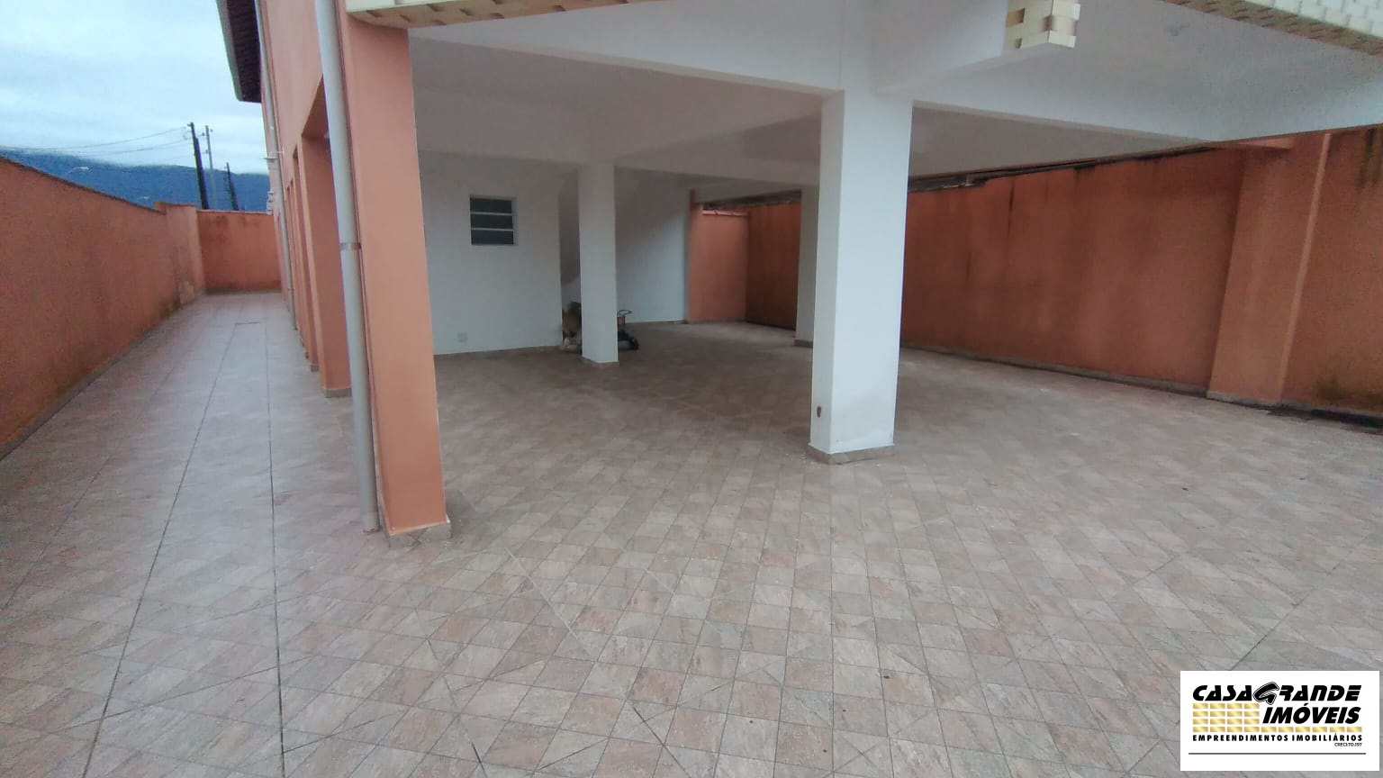 Casa à venda com 2 quartos, 54m² - Foto 5