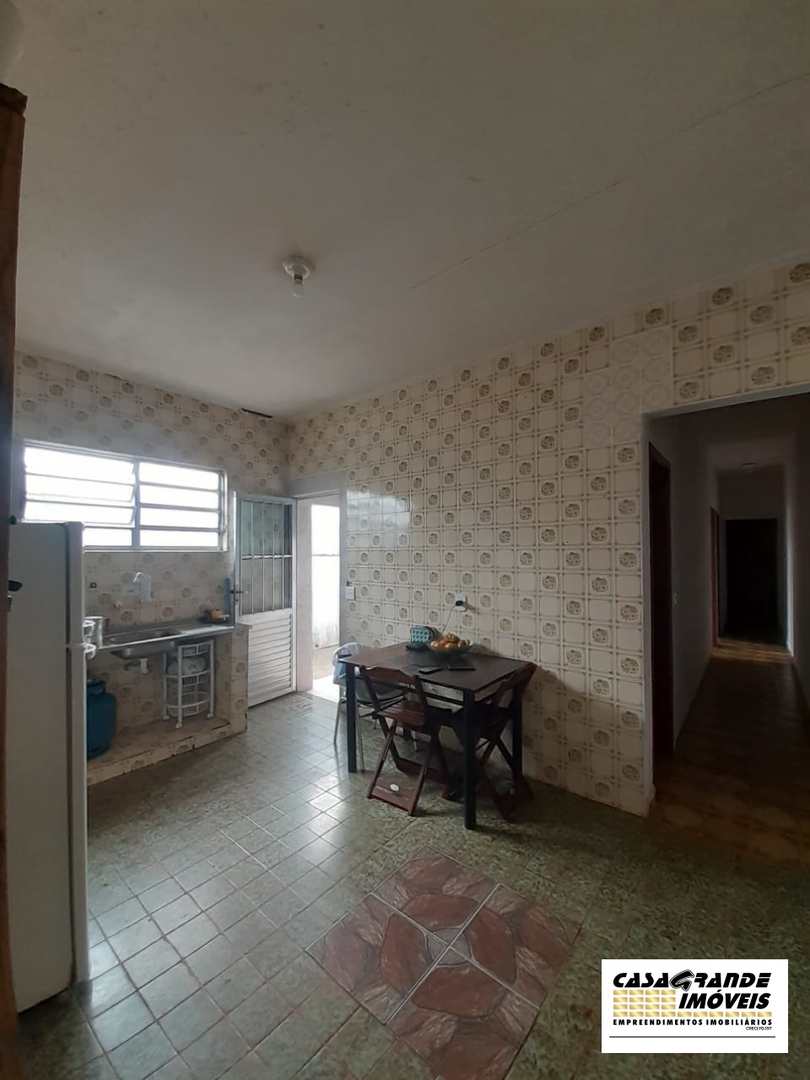 Casa à venda com 3 quartos, 105m² - Foto 21