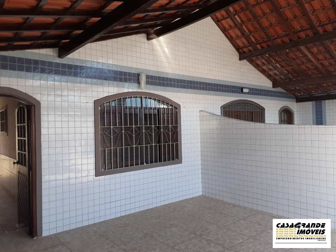 Casa à venda com 2 quartos, 70m² - Foto 15