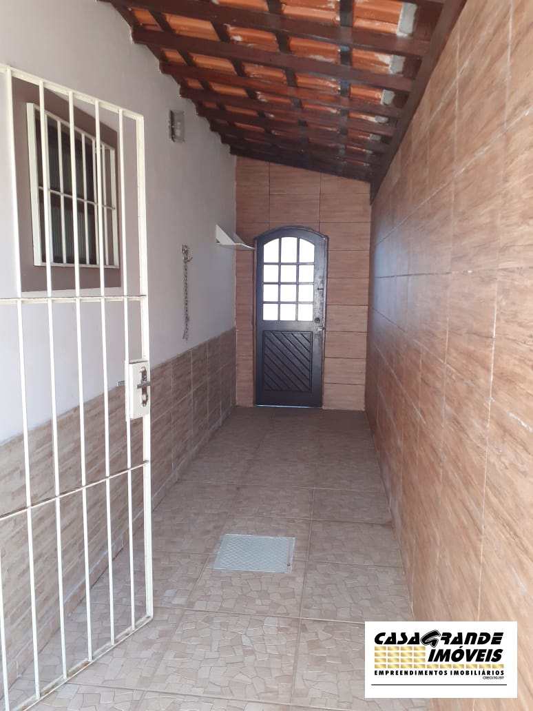 Casa à venda com 2 quartos, 70m² - Foto 23