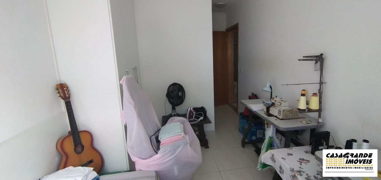 Apartamento à venda com 2 quartos, 80m² - Foto 5