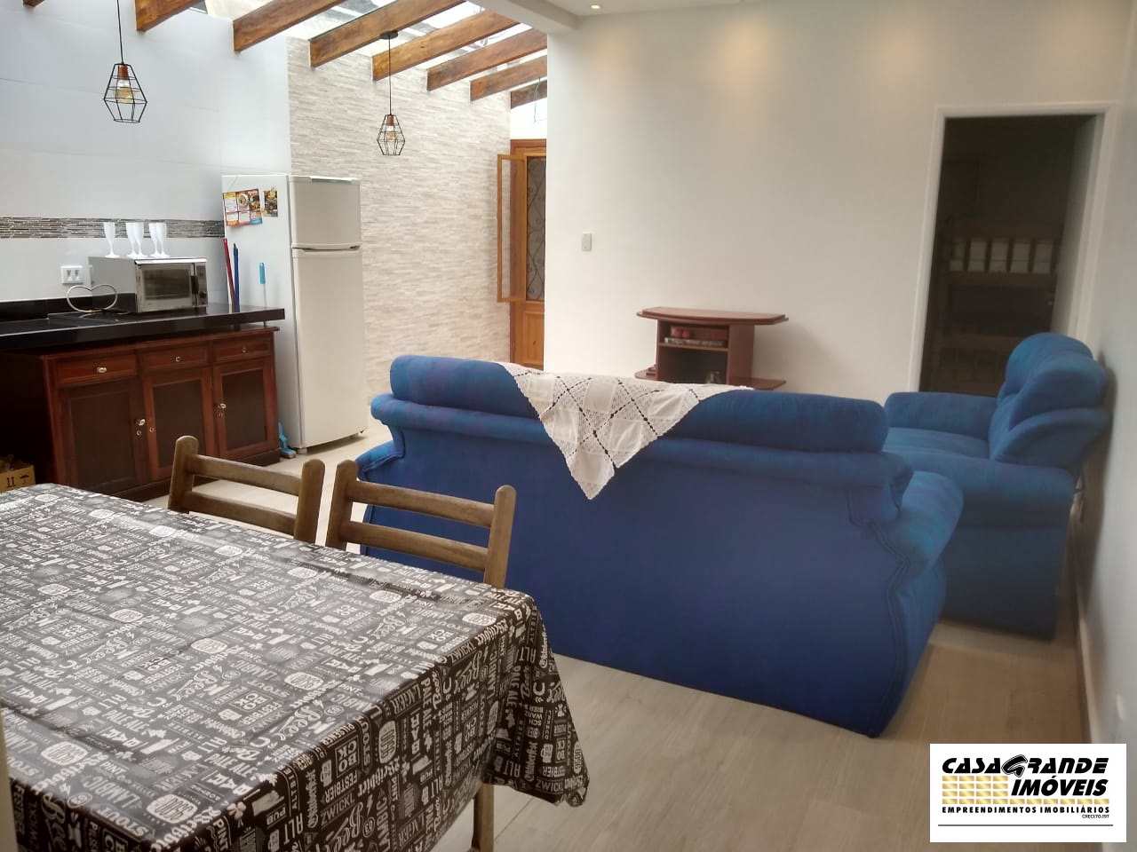 Casa à venda com 3 quartos, 70m² - Foto 10