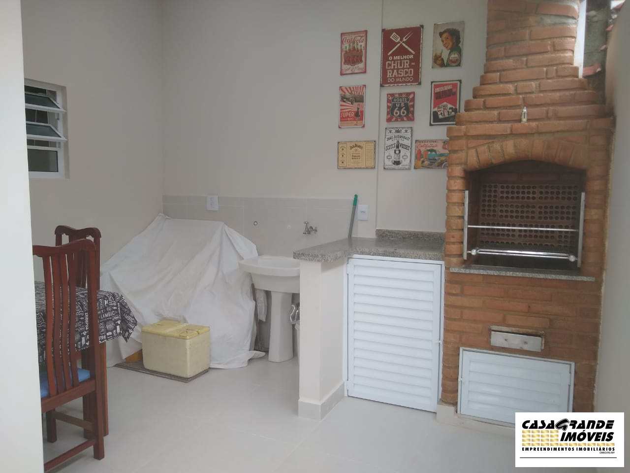 Casa à venda com 3 quartos, 70m² - Foto 18