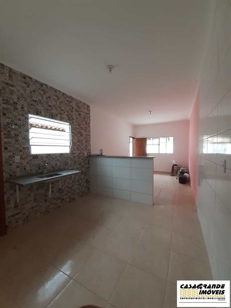 Casa à venda com 2 quartos, 61m² - Foto 10