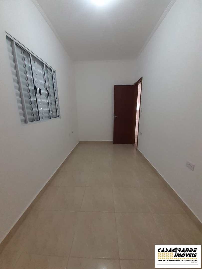 Casa à venda com 2 quartos, 61m² - Foto 14