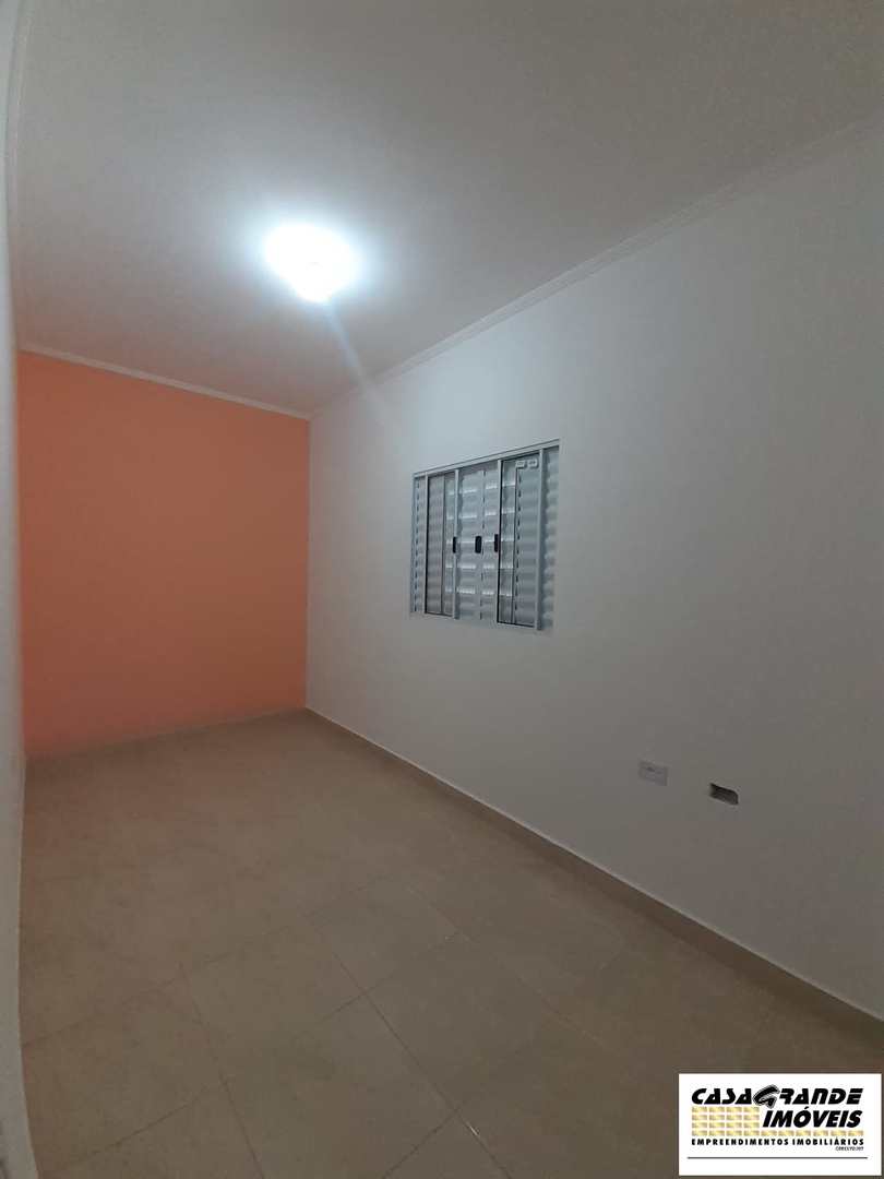 Casa à venda com 2 quartos, 61m² - Foto 12