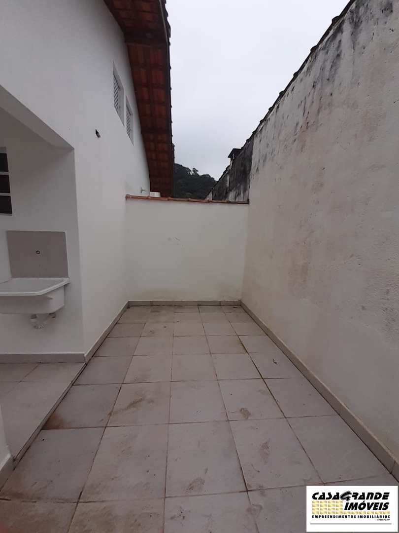 Casa à venda com 2 quartos, 61m² - Foto 20