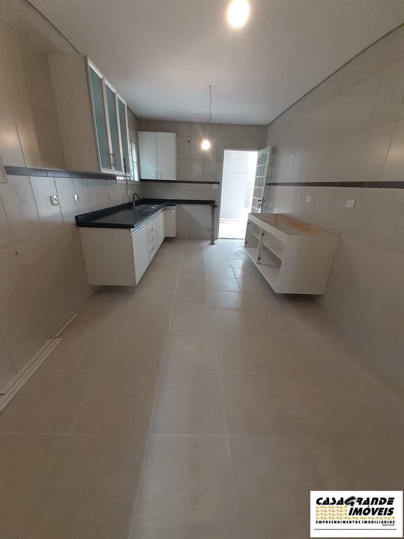 Casa à venda com 2 quartos, 123m² - Foto 31