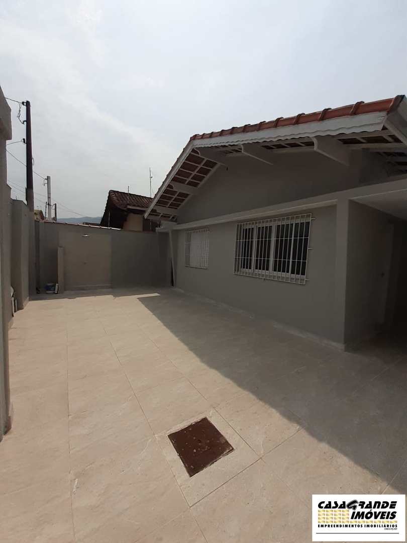 Casa à venda com 2 quartos, 123m² - Foto 2