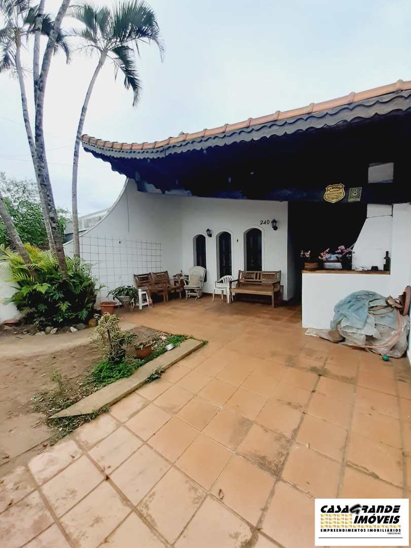 Casa à venda com 2 quartos, 98m² - Foto 12